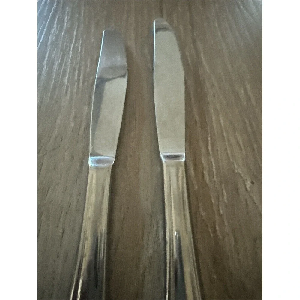 2 PCs WM ROGERS CUSTOM STAINLESS STEEL ROYAL SPLENDOR 8-7/8